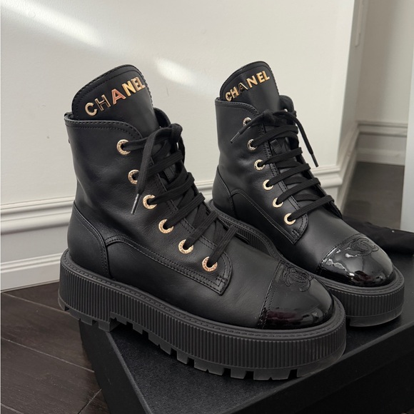 Chanel Black Women's Combat Boots - Picture 2 of 5